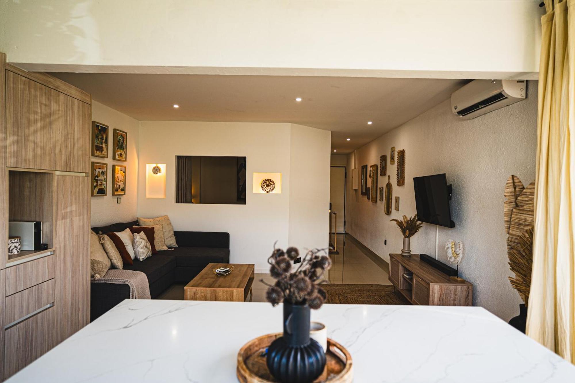 Condo Enjoy Baie Nettle Екстериор снимка